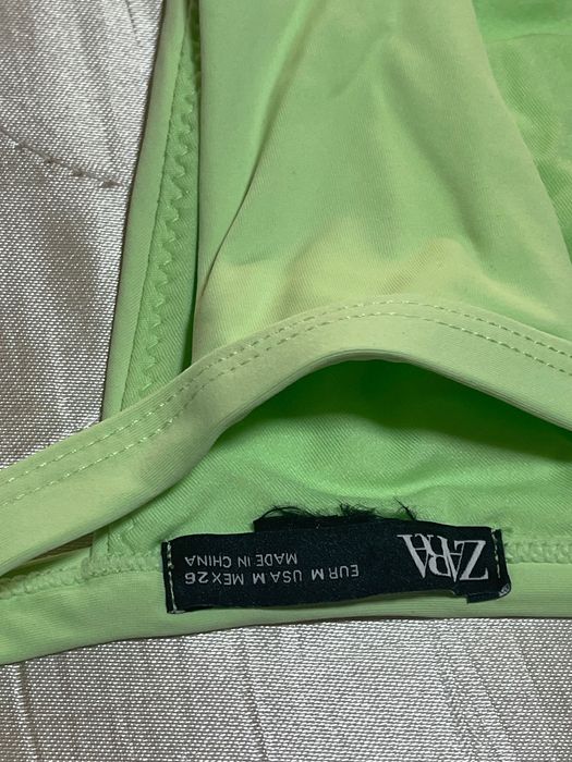 Яркий лимонный купальник Zara оригинал (надет 1 раз на фотосессию)