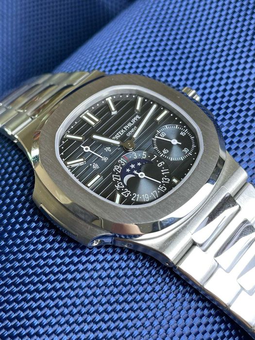 patek philippe nautilus сребрист/син циферблат v3