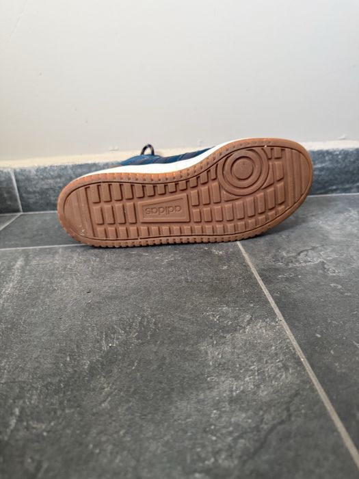 Маратонки Adidas