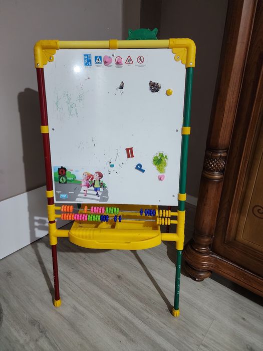 Продам доска магнитная мольберт  детский