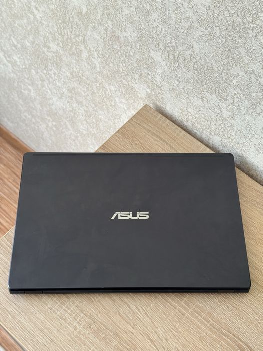 Asus intel(R) Celeron(R) 1.10Ghz