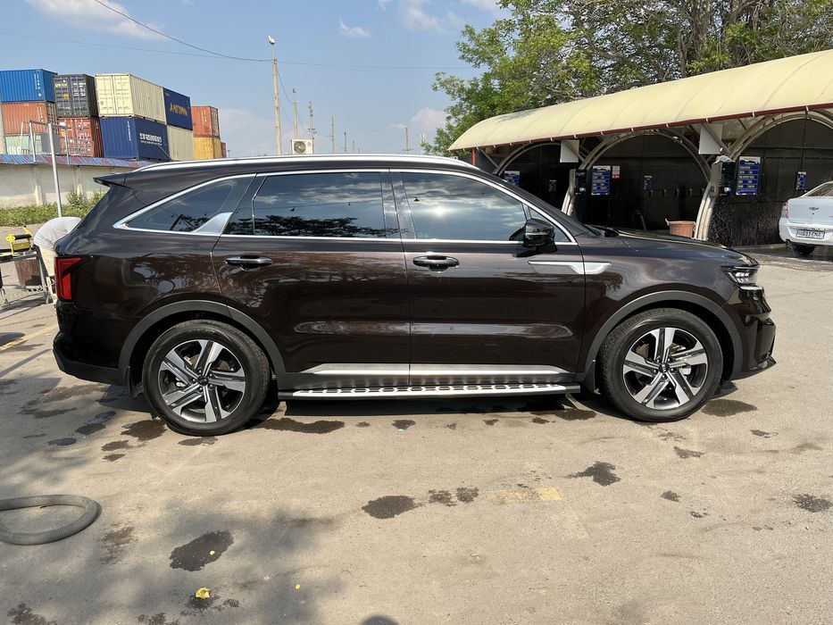 Kia Sorento sotiladi