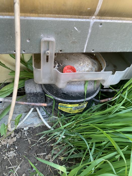 Холодильник мотор