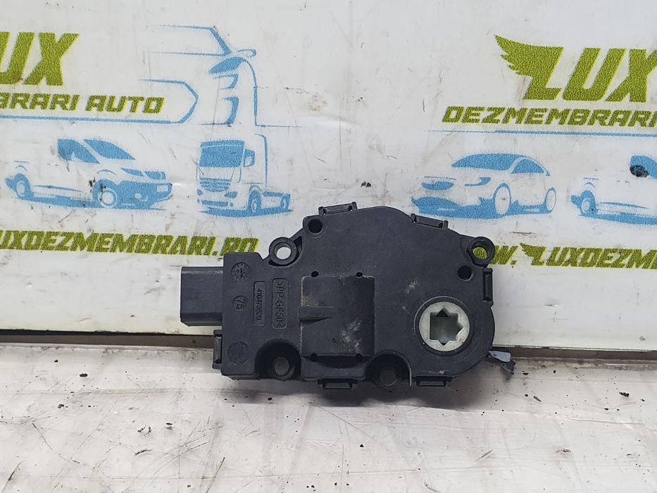 Motoras clapeta mixaj aer 412650750 BMW Seria 3 F30 (2011 - 2016)