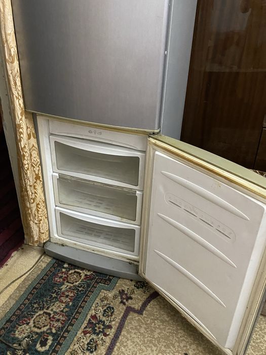 холодильник нерабочий