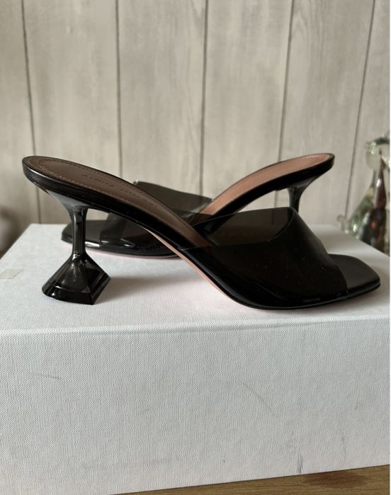 Amina muaddi токчета