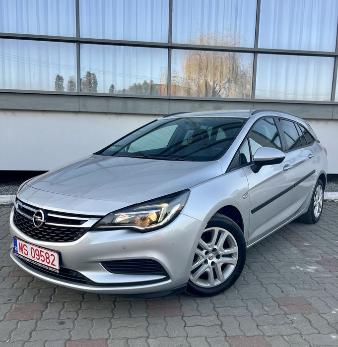 Opel Astra K • 1.6 Diesel • Navigatie • Euro 6 • Parktronic