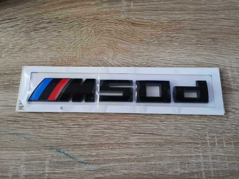 черна емблема БМВ М50д BMW M50d