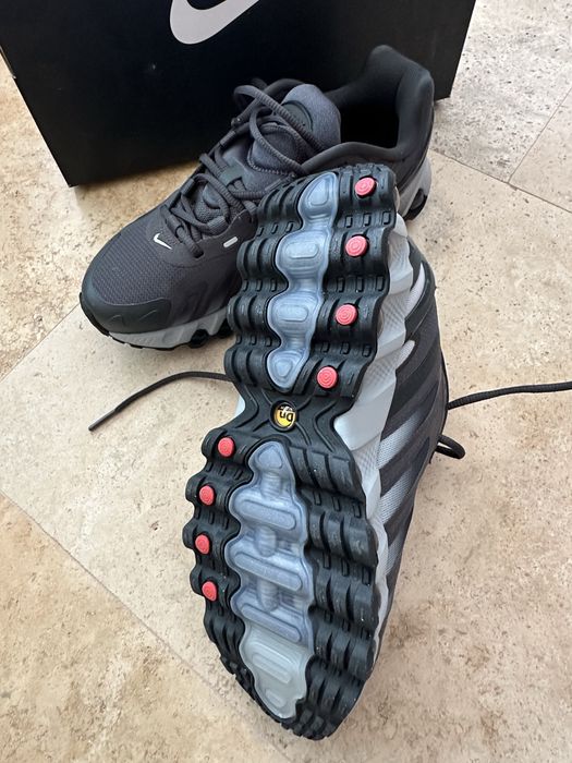 Марaтонки nike AIR MAX DN8