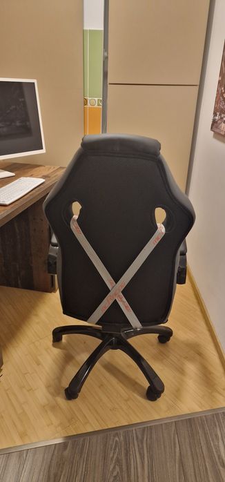 Scaun de gaming nou, neutilizat, McRacing in culori negru gri