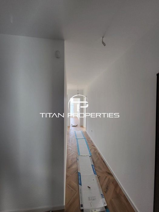 Продава се Четиристаен апартамент в Бургас, Изгрев - 160 кв.м за 1195 €/кв.м - Снимка #10