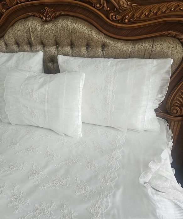 Продам новое турецкое покрывало на кровать