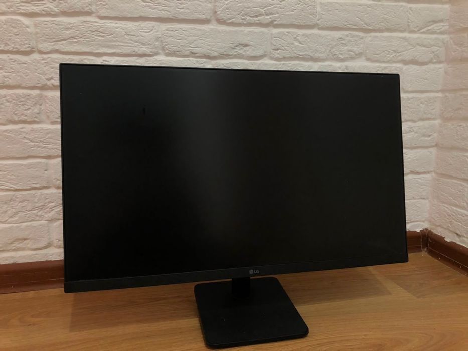 Монитор LG 27MP400