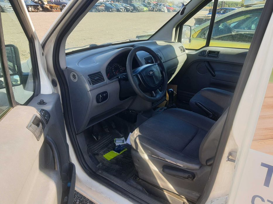 На части! Ford Transit Connect 1.8TDCi