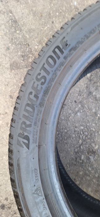 7мм! 275 40 19 Bridgestone blizzak lm005