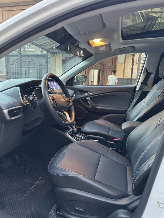 Tracker Premier Plus 2025