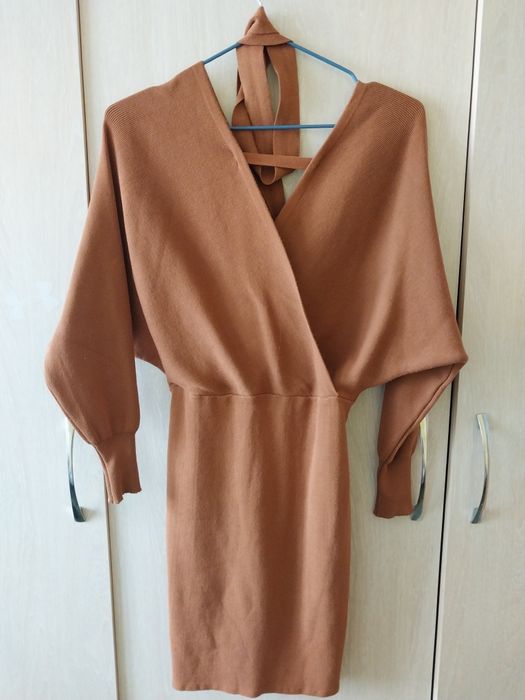 Платье женское теплое с поясом