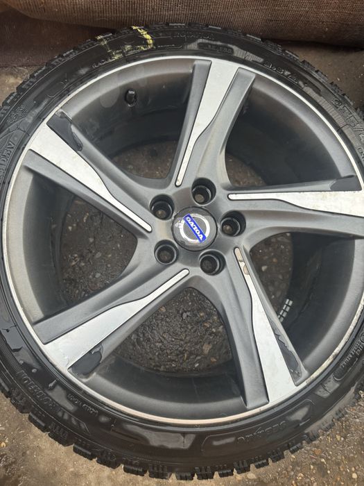 Vand jante Volvo