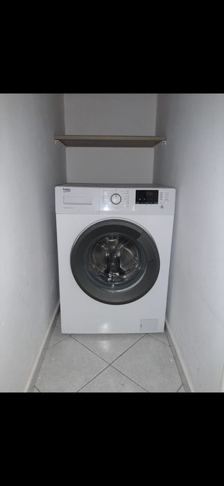 Proprietar inchiriez apartament 2 camere Piata Romana