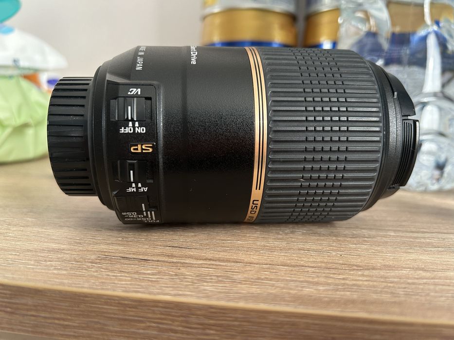 Tamron SP 90mm f/2.8 Di Macro за никон