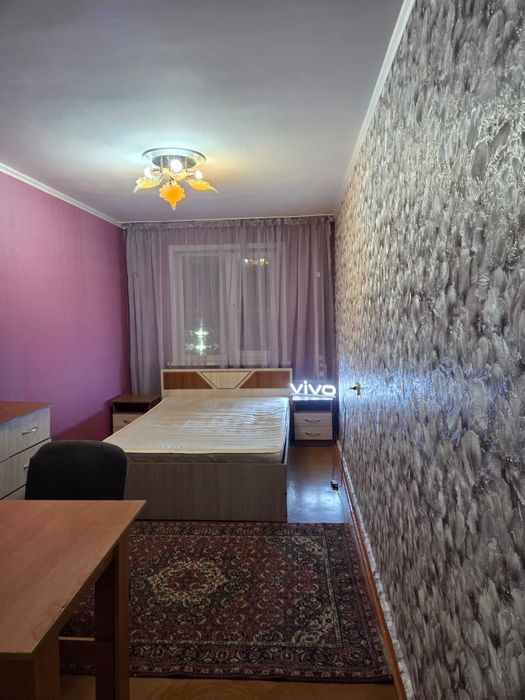 Продается трёхкомнатная квартира.