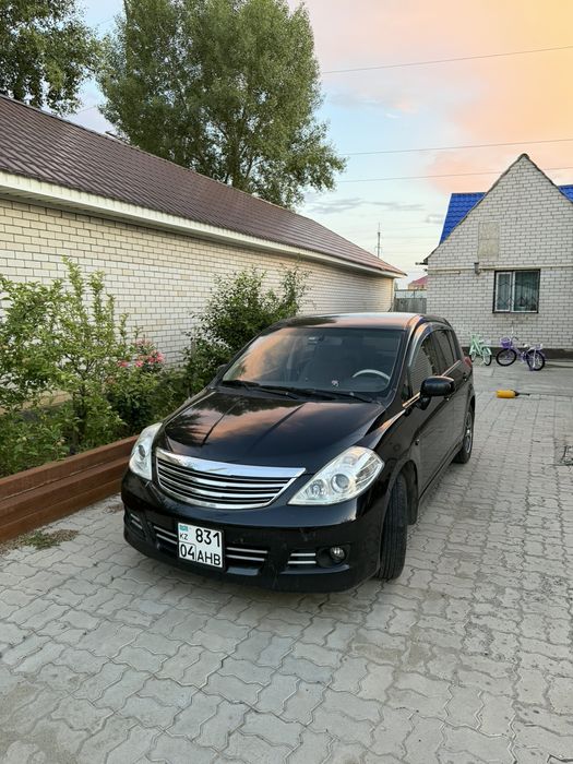 Nissan tiida 2008