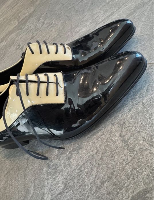 Pantofi Dolce & Gabbana din piele lăcuită, mărimea 41