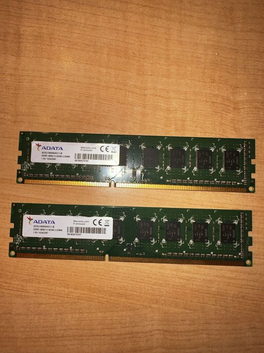 RAM памети Corsair Vengeance и Adata 8GB (2x4GB) DDR3