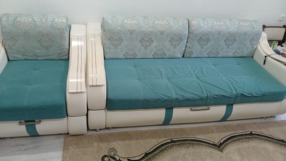 Продам диван с креслом