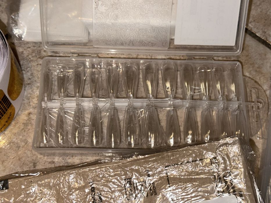 Продам набор для маникюра.