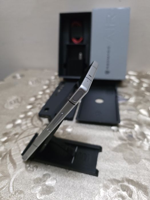 RedMagic 10 Air в наличии