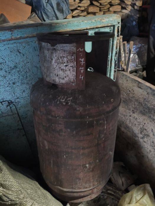 Продам газ балон