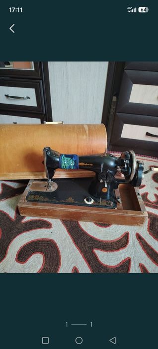 Продам швейную машинку