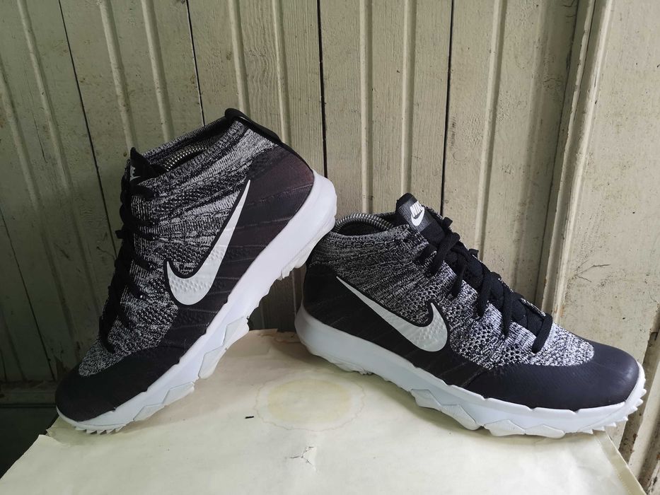 ''Nike Flyknit Chukka''оригинални маратонки 40.5 номер