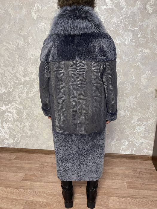 Продам дубленку новую