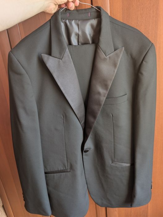 Costum Mire / Smoking complet - Roca (mărimea 64) + cămașă, papion, butoni