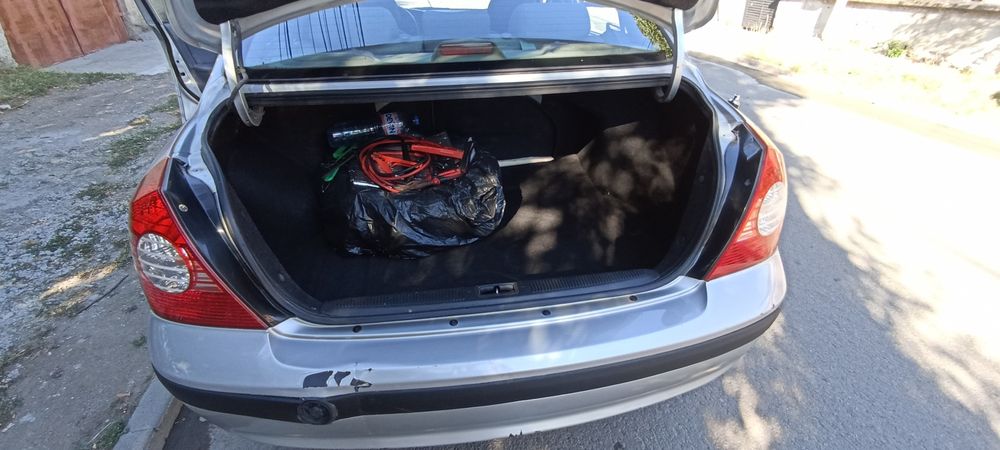 Хюндай Елантра 1.6 газ.