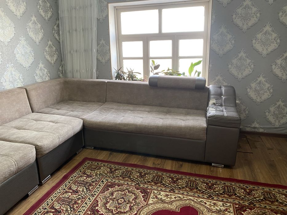 Диван сатылады углавой 4.2размер