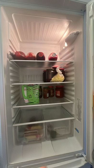 Продам холодильник