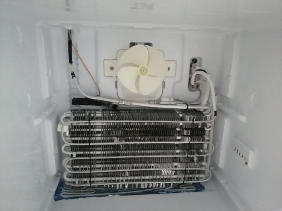 Frigotehnist Autorizat,Repar Frigidere,Mașini de spălat Rufe,Aragaze!