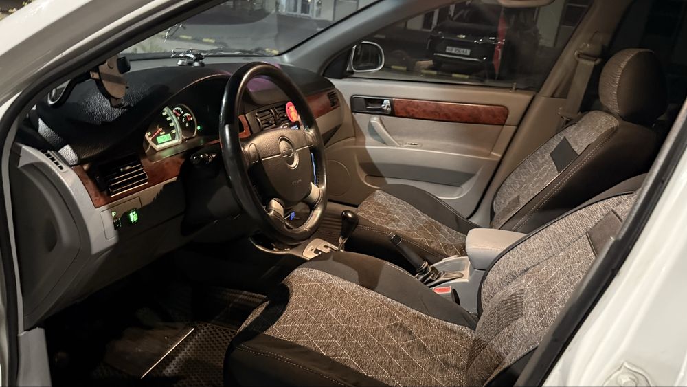 Lacetti srochna sotiladi 2013 1.6