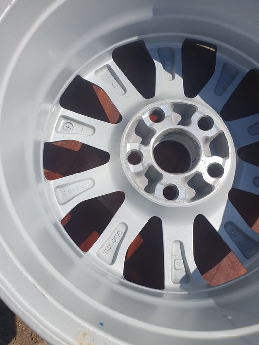 Продам диски от КАМРИ 50-55