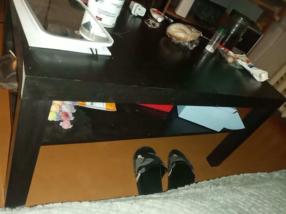 Стол в отличном состоянии