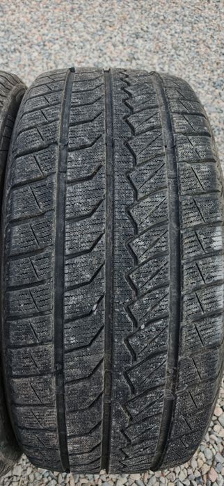 Комплект шин 255/50/20 farroad