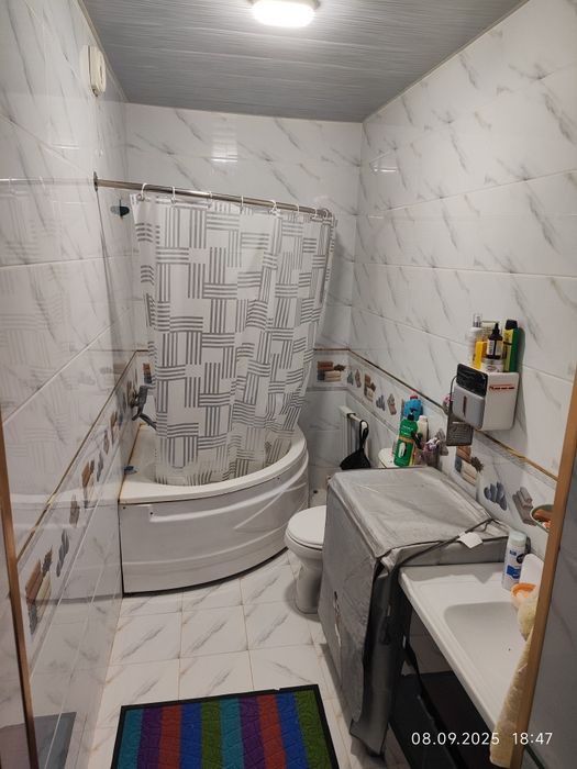 Qarshi shahri Sharsharadan 2 sotoxli xovli sotiladi