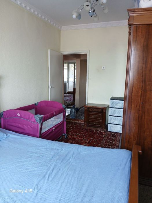 Тинчлик метрода уй сотилади