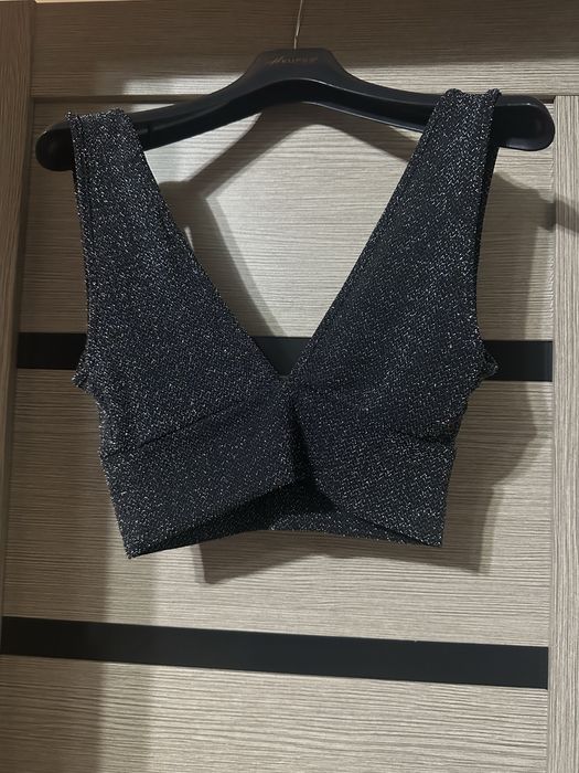 Продам топ под пиджак 1 выход