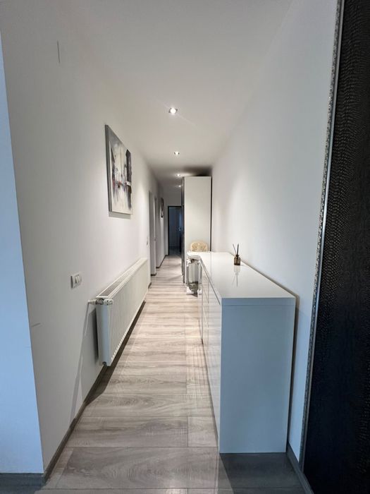 Apartament 3 camere – direct de la proprietar | 2 locuri de parcare 92 mp