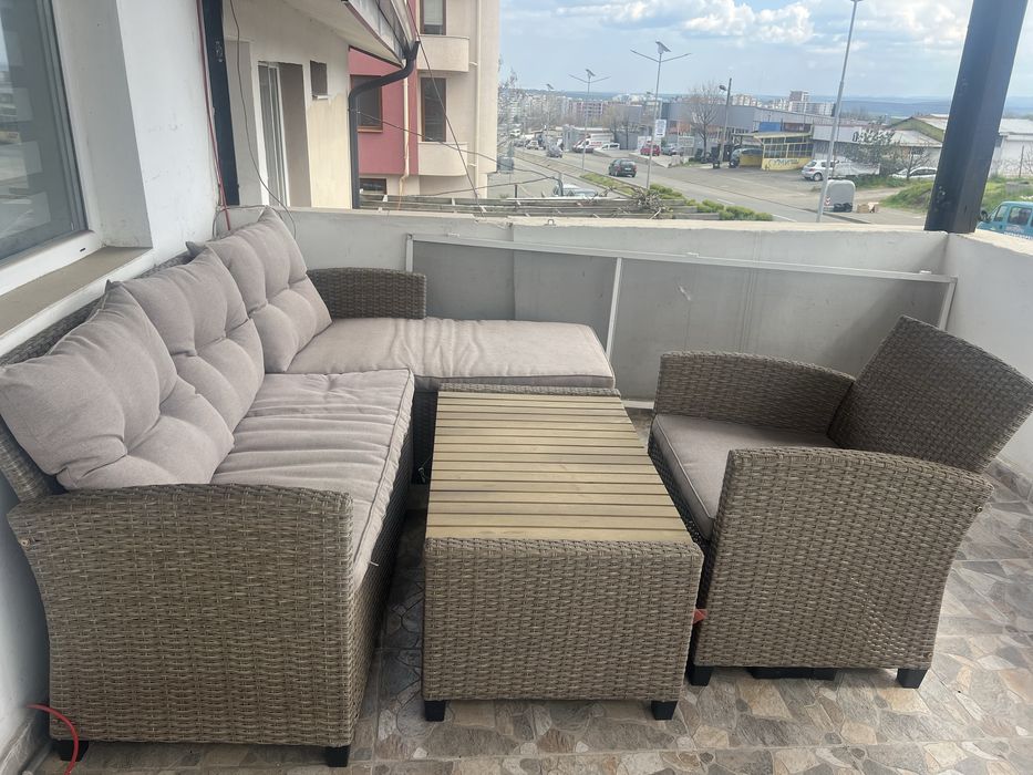 Мебели за веранда