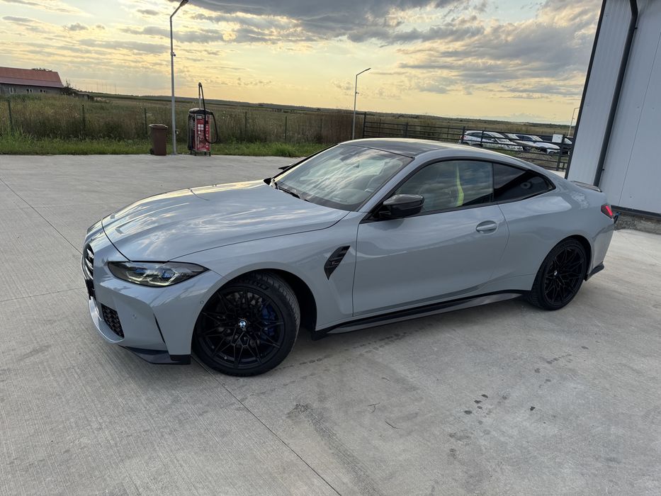 Bmw M4 Competition X drive/laser/buckets seats/camera/keyless/carbon